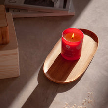 Lade das Bild in den Galerie-Viewer, Duftkerze "Festive Feeling" Bernstein & Sandelholz