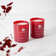 Load image into Gallery viewer, &quot;Festive Feeling&quot; Scented Candle - Amber &amp; Sandalwood
